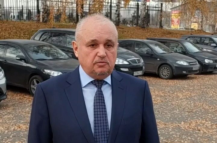 С. Цивилев призвал кузбассовцев позаботиться о своей безопасности и переобуть автомобиль