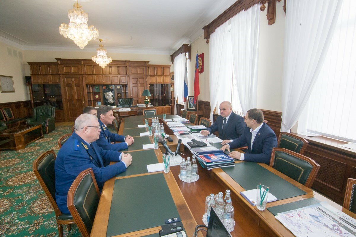 Кузбасс с рабочим визитом посетил заместитель генерального прокурора РФ Николай Шишкин
